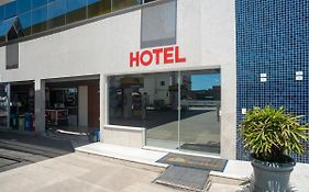 OYO Hotel Barra Do Riacho, Aracruz